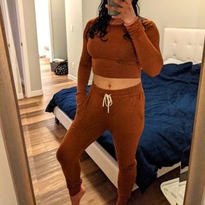 Aritzia co-ord set